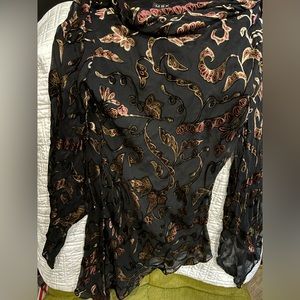 The floral design is velvet